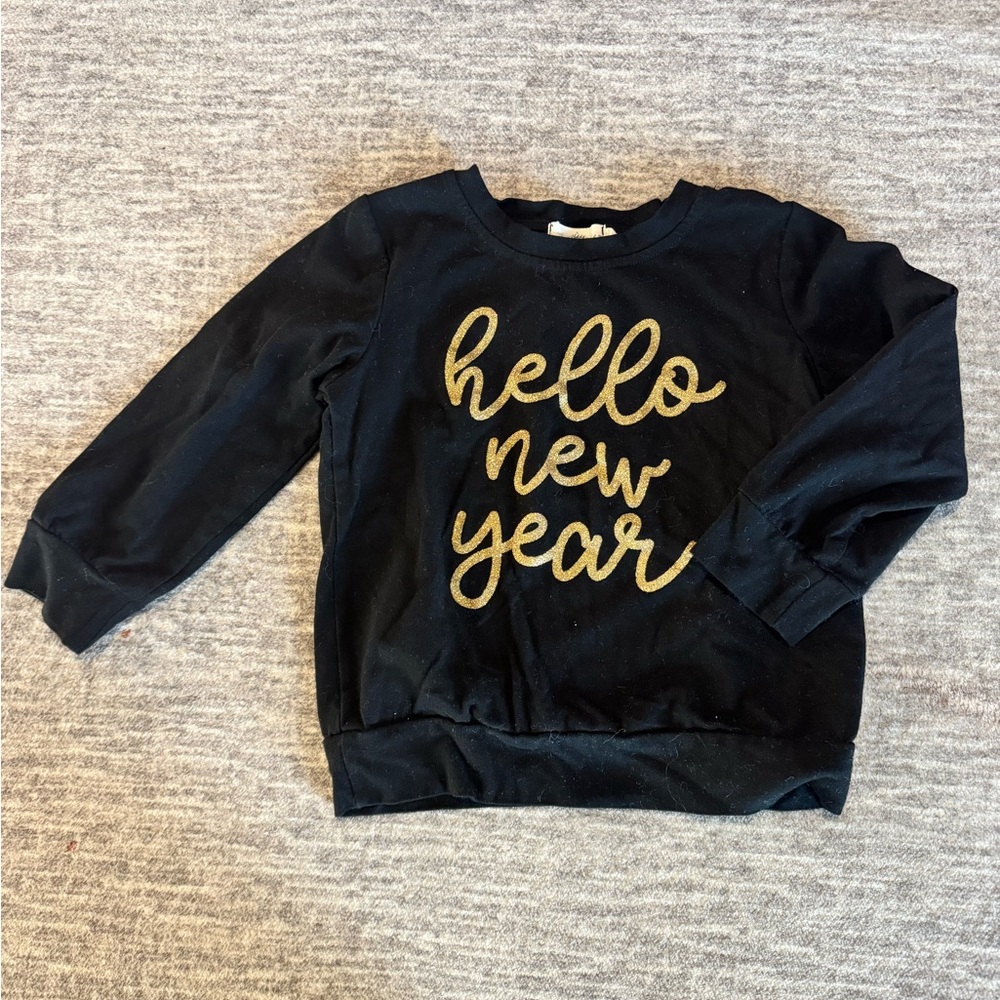 Marie Nicole Black and Gold 'Hello New Year' Sweatshirt